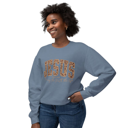 Jesus Leopard Print Crewneck Sweatshirt – Faith-Inspired Graphic Pullover