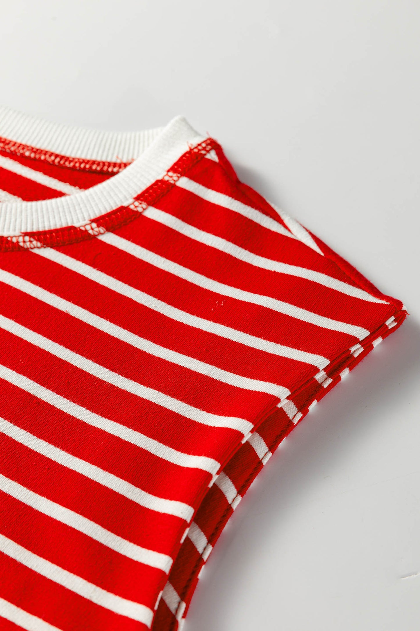 Red Stripe Ribbed Round Neck Trim Loose Tank Top