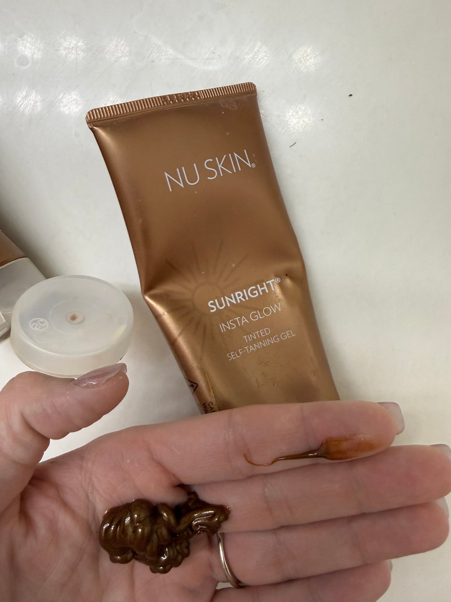 NUSKIN TAN CREAM