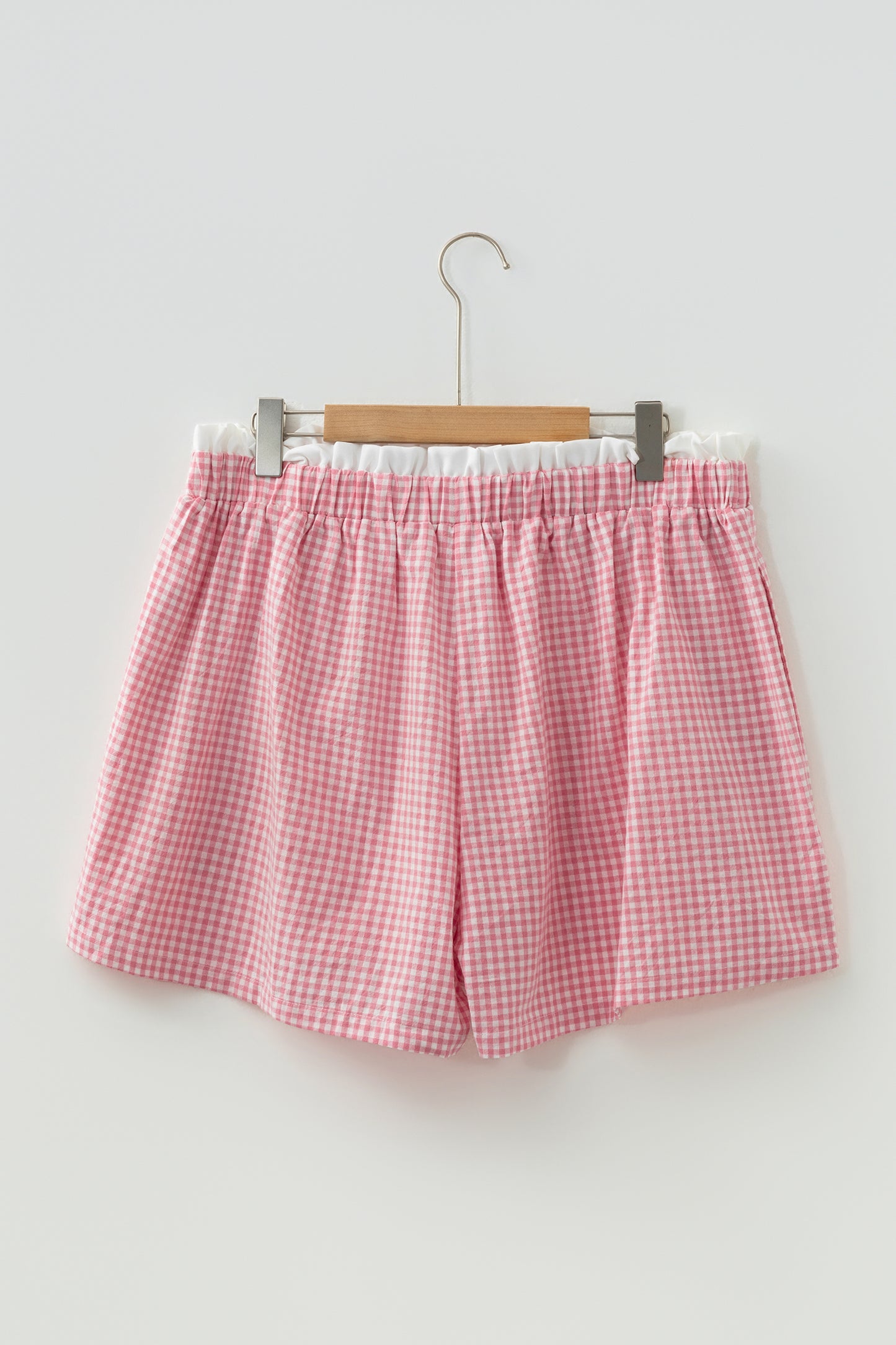 Pink Contrast Trim Plaid Print Plus Size Shorts